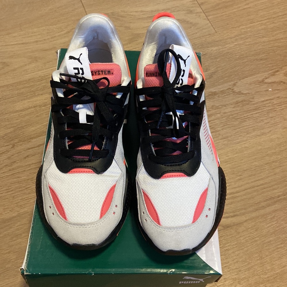 Puma sneakers - Picture 2 of 4
